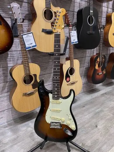 Fender - 011-3900-803